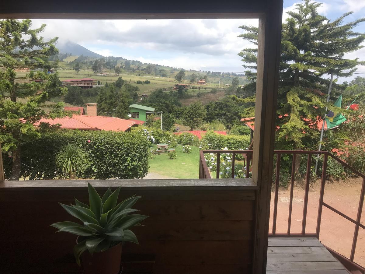 Fraijanes Hotel Chalets Los Volcanes מראה חיצוני תמונה